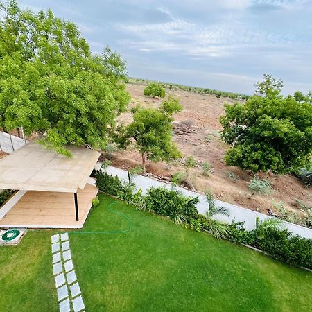 Karmabhumi 1 Villa Sātej Екстериор снимка