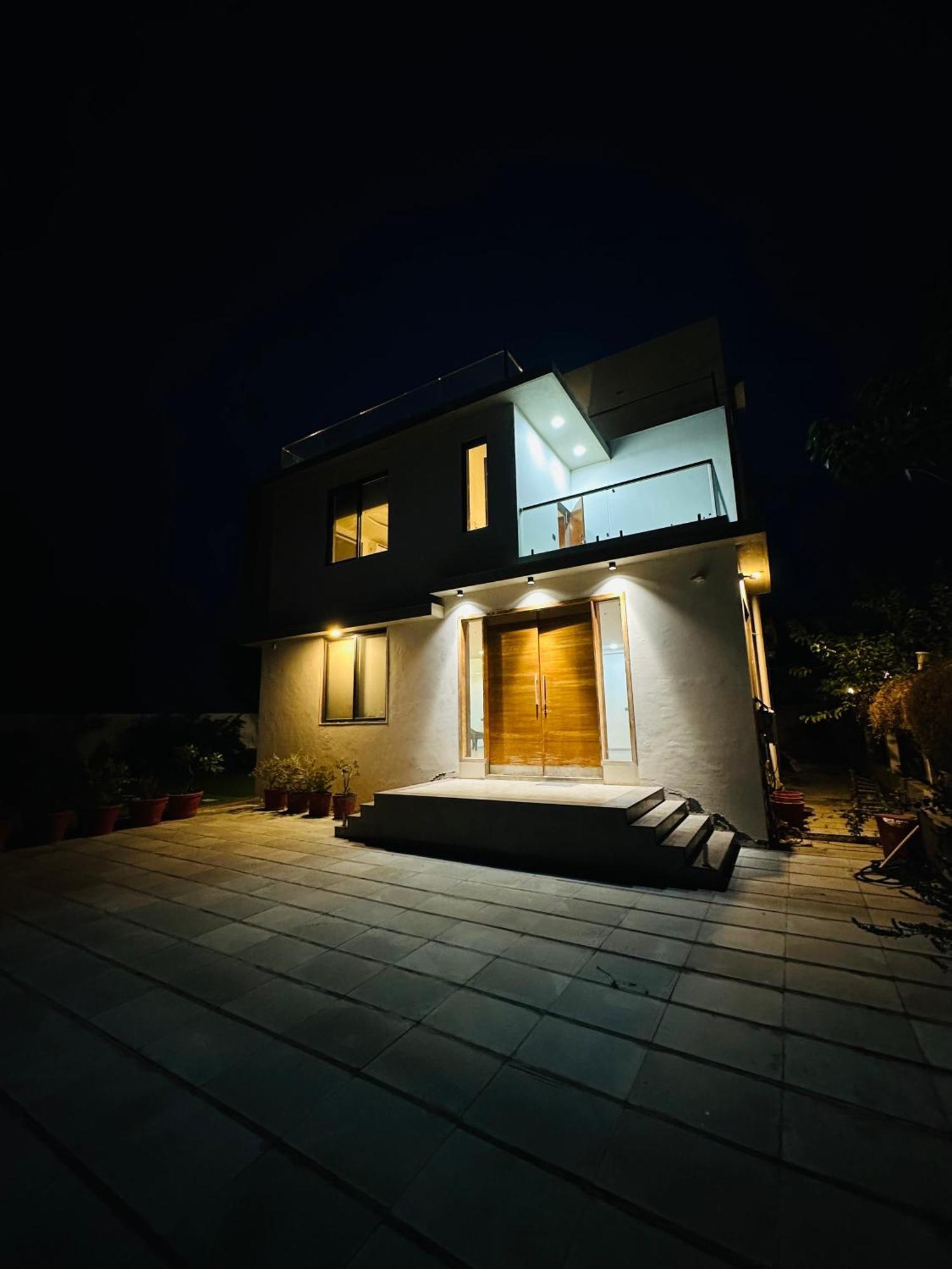 Karmabhumi 1 Villa Sātej Екстериор снимка